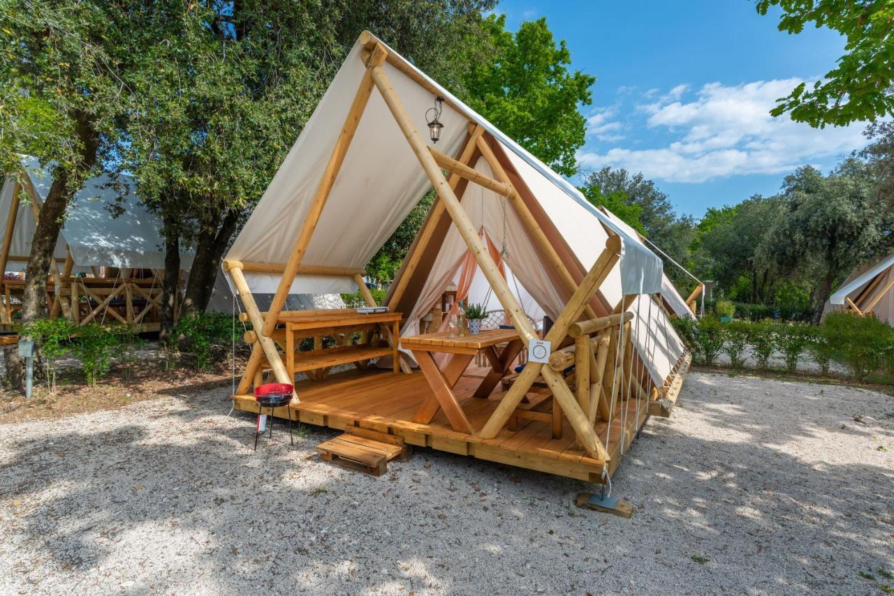 Eco Glamping- Fkk Nudist Camping Solaris Poreč Dış mekan fotoğraf