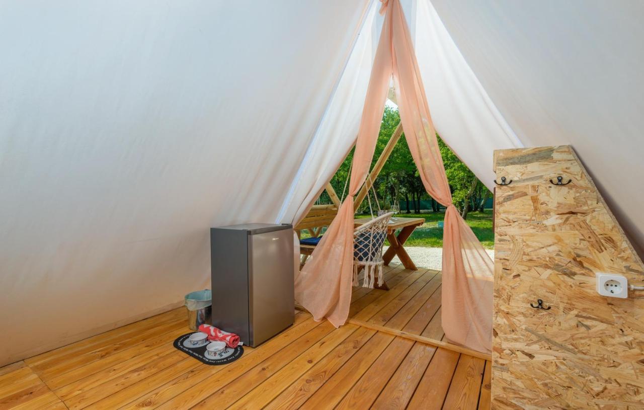 Eco Glamping- Fkk Nudist Camping Solaris Poreč Dış mekan fotoğraf